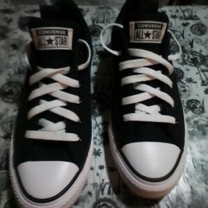 Converse Black and White All Star Shoes Sz 8 NWT